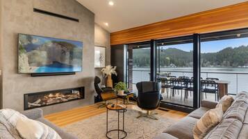 House | 5 bedrooms, Internet