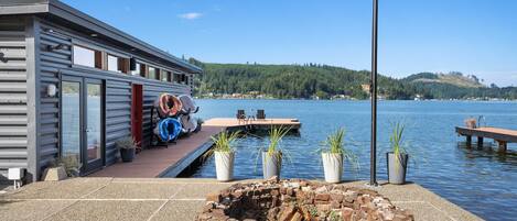 House | 5 bedrooms, Internet