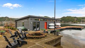 House | 5 bedrooms, Internet