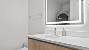 Room - Upstay Newly Renovated Modern Apartment Near Soco (Austin)