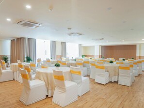 Banquet hall - Bloom Boutique Sector 45 Gurugram (Gurugram)