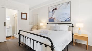 1 bedroom, travel cot, free WiFi, bed sheets