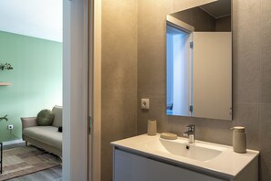 Villa | Bathroom