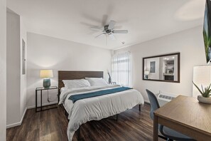 1 chambre, fer et planche à repasser, Wi-Fi, draps fournis