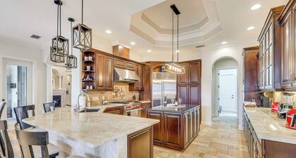 3 Mi to Bonita Beach: Outdoor Oasis w/ Pool & Spa!