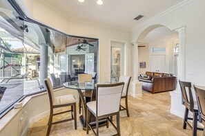 House (3 Bedrooms) | Interior