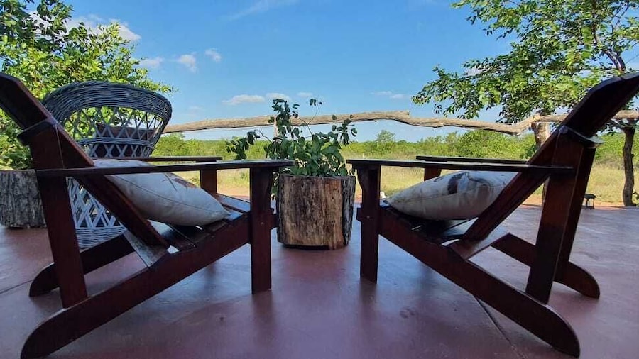 Shanatsi Safari Lodge