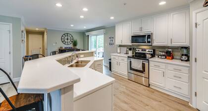 1 Mi to Outlets Ocean City: Home w/ Large Yard!