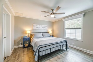 House (3 Bedrooms) | Interior - 1 Mi to Outlets Ocean City: Home w/ Large Yard! (Ocean City)