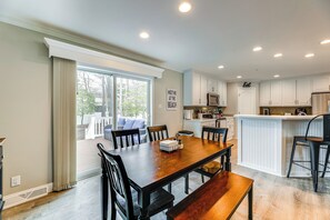 House (3 Bedrooms) | Interior - 1 Mi to Outlets Ocean City: Home w/ Large Yard! (Ocean City)