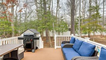 House (3 Bedrooms) | Front of property