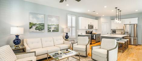 House (4 Bedrooms) | Front of property