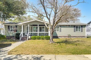 House (3 Bedrooms) | Interior - Lake Moultrie Access: Moncks Corner Home w/ Dock (Moncks Corner)