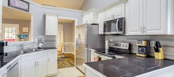 Close to Shopping: Pet-friendly Lawrenceville Home