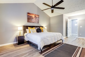 House (4 Bedrooms) | Interior