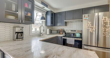 2 Mi to Beach: Wellfleet Home w/ Bike Trail Access