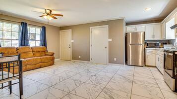 House (1 Bedroom) | Interior