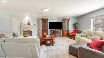 House (4 Bedrooms) | Bahagian dalam