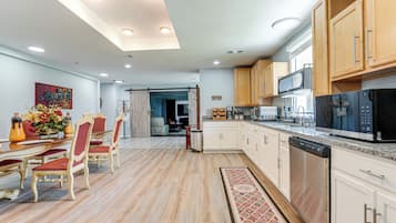 House (4 Bedrooms) | Bahagian dalam