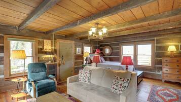 Apartment (0 Bedroom) | Interior