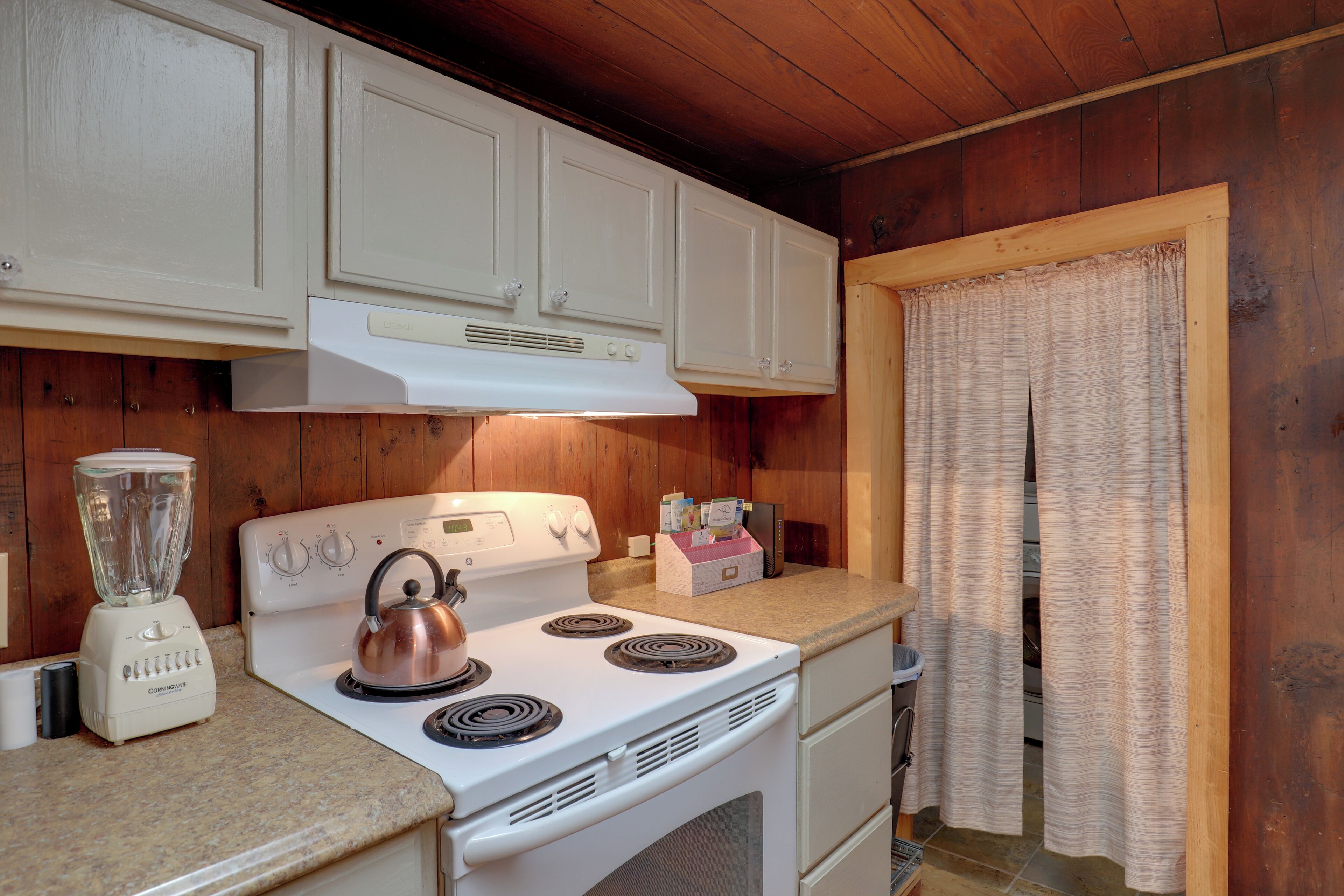 Apartment (0 Bedroom) | Interior