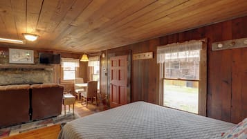 Apartment (0 Bedroom) | Interior