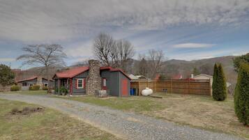 Apartment (0 Bedroom) | Interior