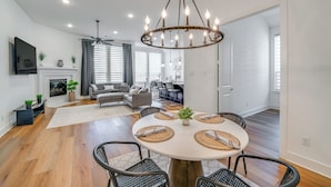 Interior - Patio & Yard: Beautiful Family Home in Mansfield! (Mansfield)