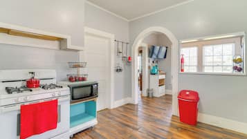 Cottage (2 Bedrooms) | Interior