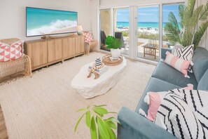 Smart TV - New Listing Specials! Remodeled 1st Floor walkout with Free Beach Service! (Destin)