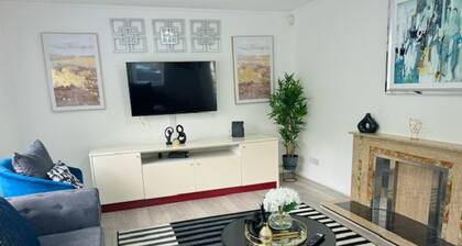 Bungalow - Sleeps 6 - Garden - Wheelchair Access