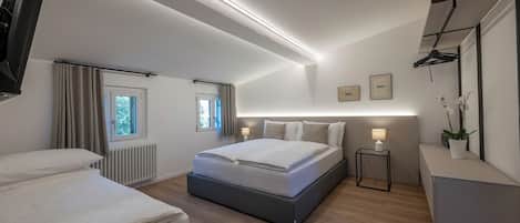 1 bedroom, in-room safe, travel crib, free WiFi