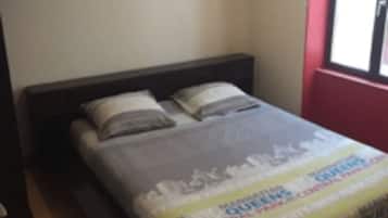 1 bedroom, desk, WiFi, wheelchair access