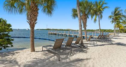 Poolside Suite with Direct Pool Access
