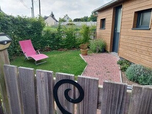 Property grounds - Ty Douar Charming house 15 minutes from the beach! Ideal for visiting Brittany (Coëtmieux)