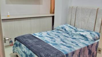 ستائر تعتيم وواي فاي مجانًا