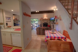 Condo, 2 quartos | Parte interna
