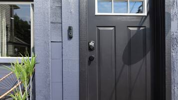 House, 3 Bedrooms | Exterior detail
