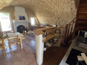 Dining - 2 bedroom appartement - Cadenet (Puyvert)