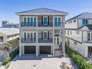 Maison, 5 chambres | Extérieur