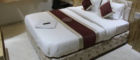 Deluxe Double Room | Free WiFi