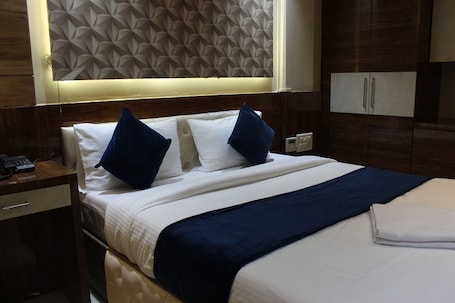 Deluxe Double Room. Hotel Milona