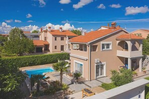 Ferienhaus, Raucher | 6 Schlafzimmer