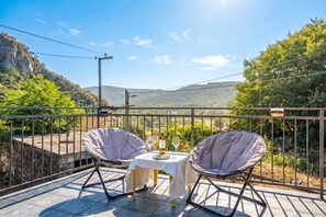 Standard Studio (Fairy-Tale Apartment From 17th) | Outdoor dining