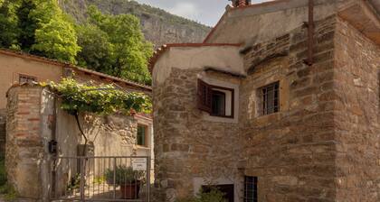 Fairy-tale Tiny House From 17th Century