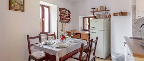 Standard Studio (Fairy-Tale Tiny House From 17th) | Private kitchen | Fridge, stovetop, coffee/tea maker, electric kettle