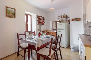 Standard Studio (Fairy-Tale Tiny House From 17th) | Private kitchen | Fridge, stovetop, coffee/tea maker, electric kettle