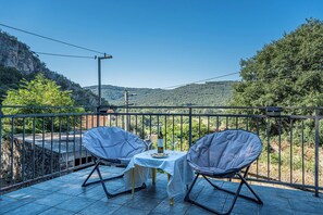 Terrace/patio - Fairy-tale Tiny House From 17th Century (Koper)