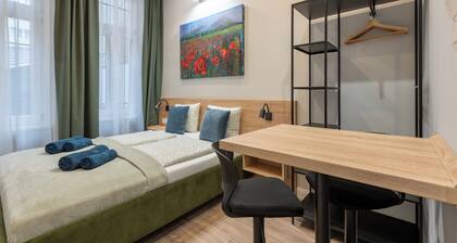 Budapest Holidays Downtown