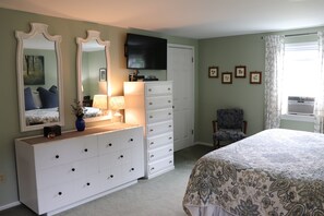 3 Schlafzimmer, Schreibtisch, Bügeleisen/Bügelbrett, kostenloses WLAN
